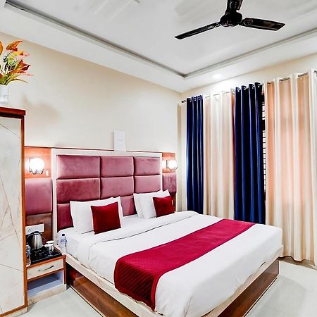 The Five Dimension Apartment Agra  Exterior foto