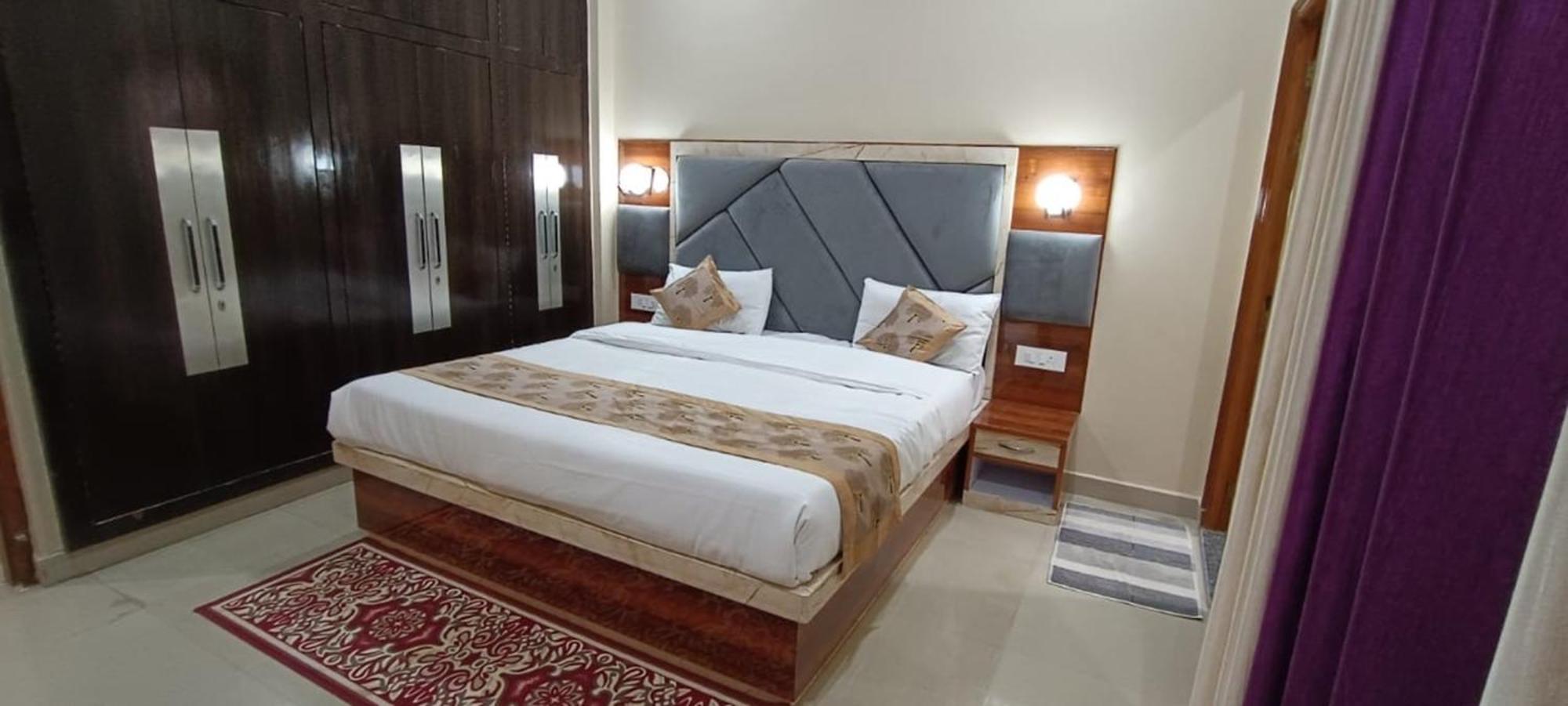 The Five Dimension Apartment Agra  Exterior foto