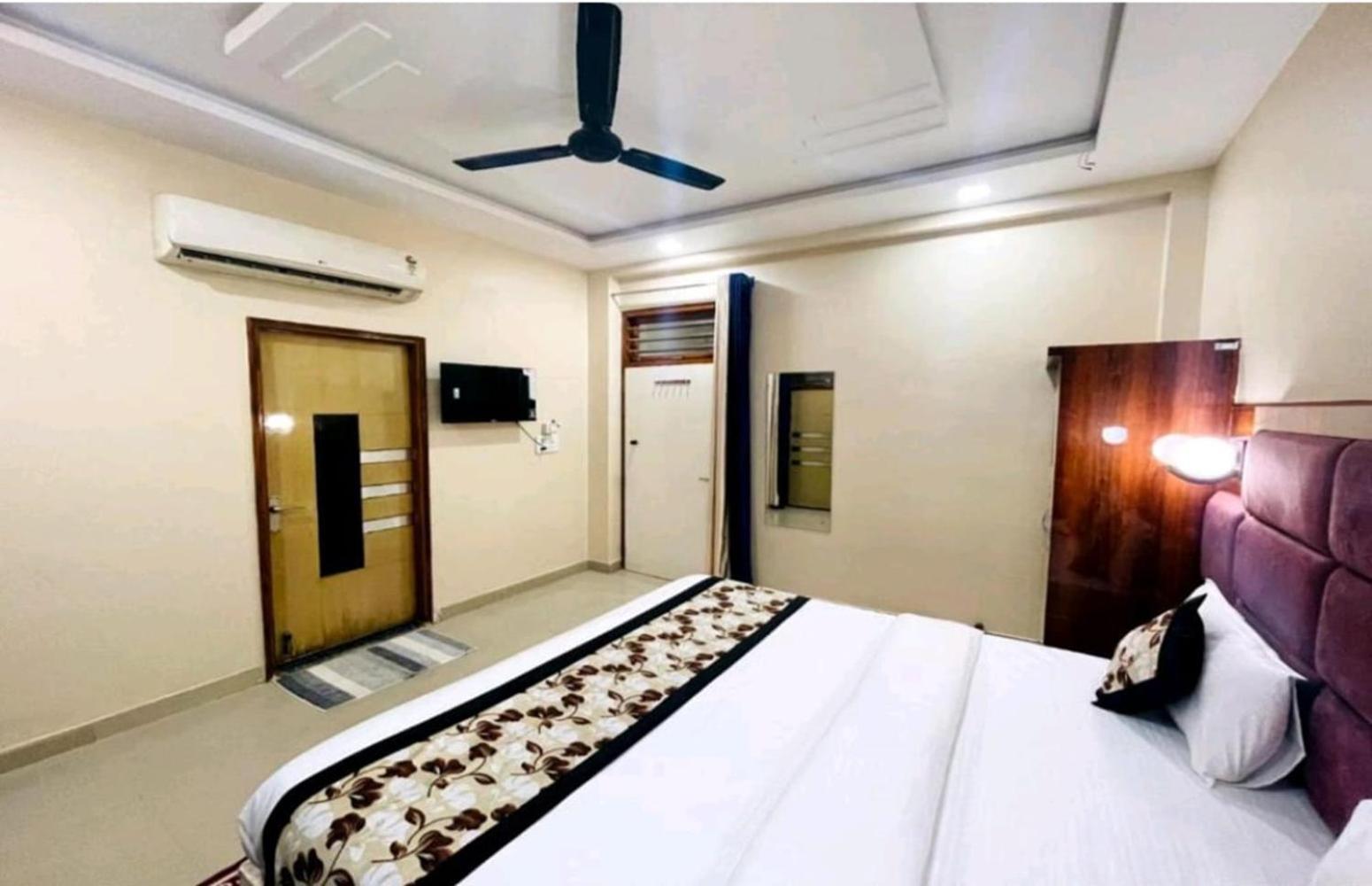 The Five Dimension Apartment Agra  Exterior foto