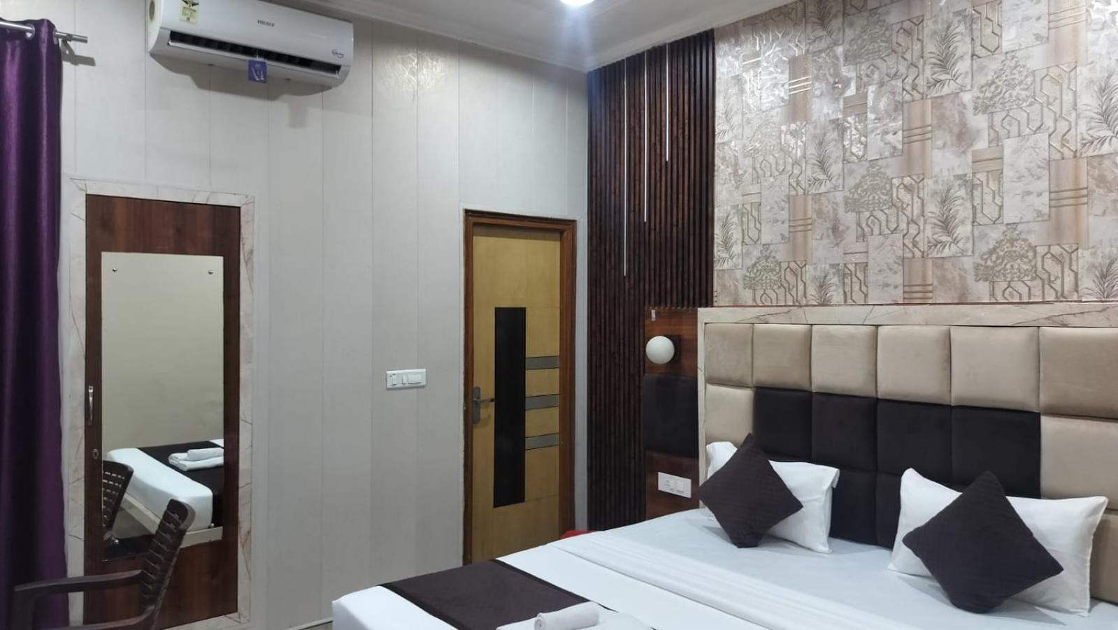 The Five Dimension Apartment Agra  Exterior foto